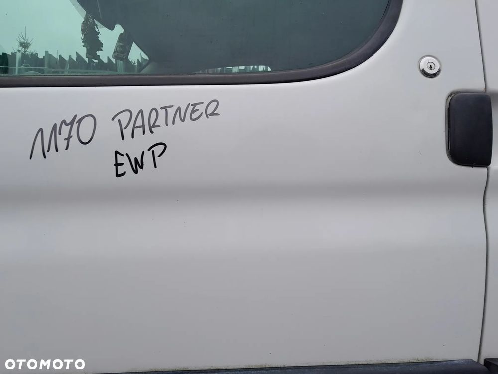 PEUGEOT PARTNER DRZWI LEWE PRZENDNIE LEWY PRZÓD  KOLOR: EWP - 3