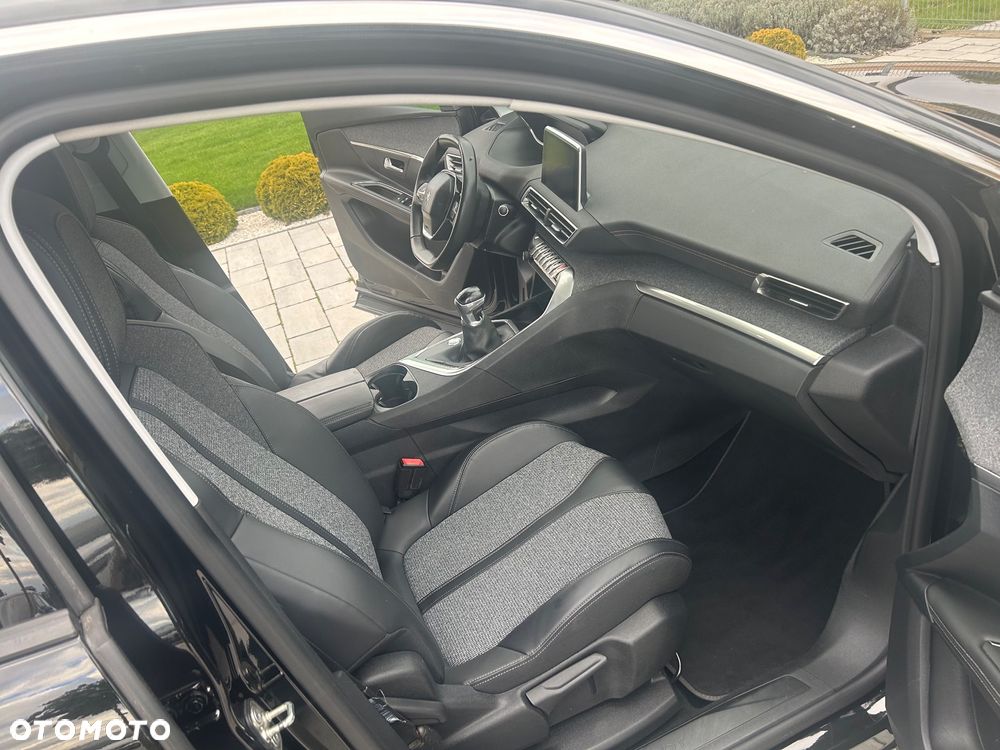 Peugeot 3008 - 13