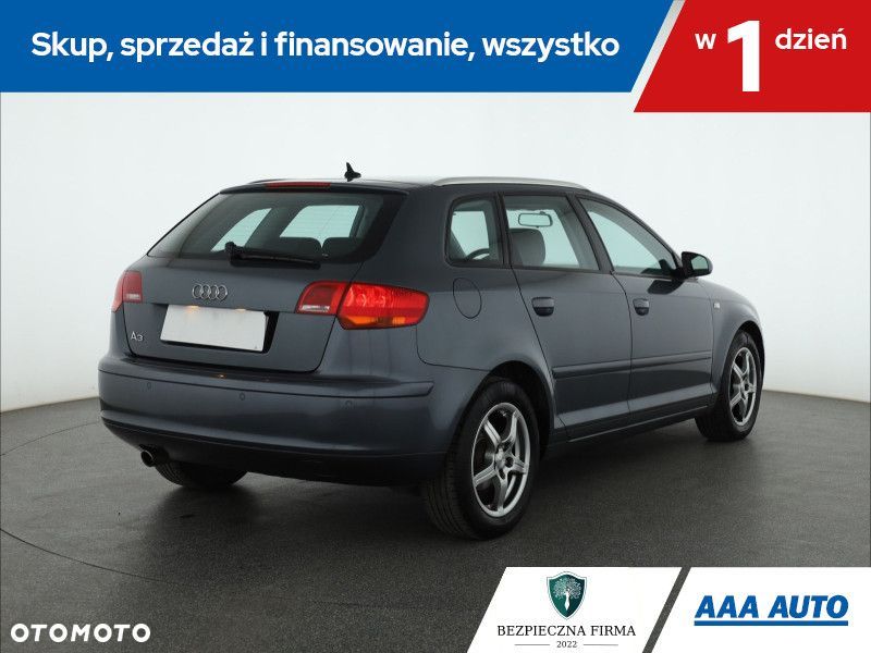Audi A3 Sportback - 6