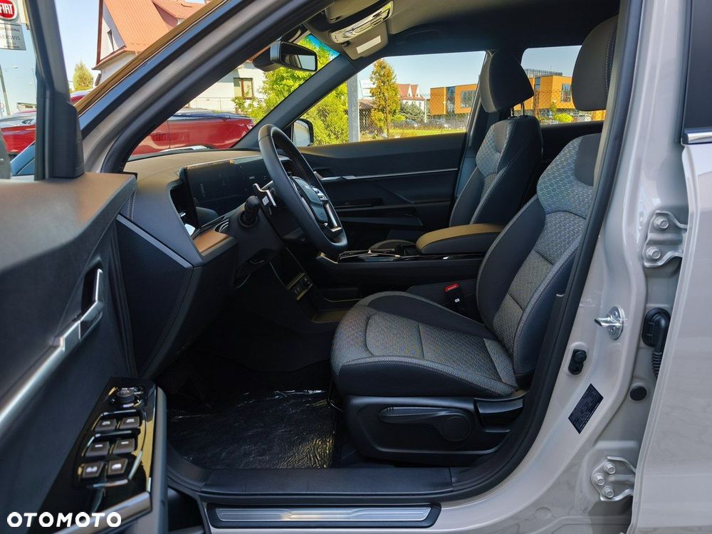 SsangYong/KGM Torres - 23