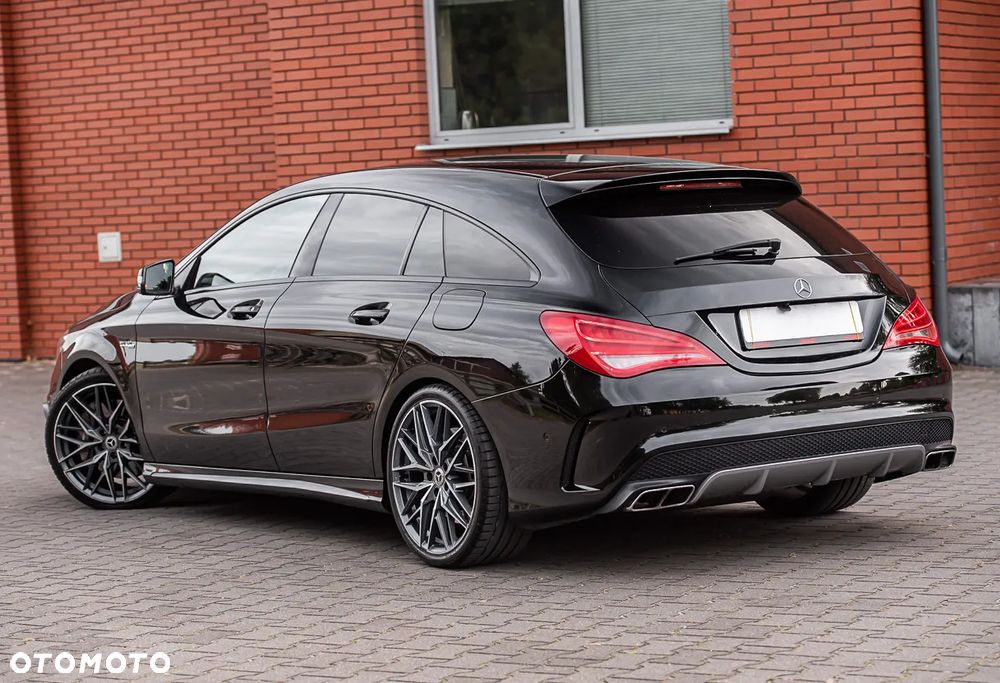 Mercedes-Benz CLA AMG 45 4Matic Shooting Brake 7G-DCT - 31