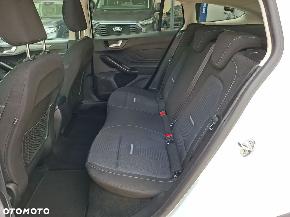 Ford Focus 1.0 EcoBoost mHEV Active X - 32