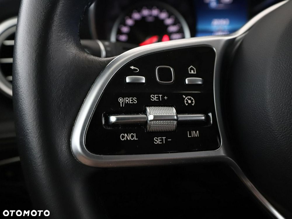 Mercedes-Benz GLC 300 de 4Matic 9G-TRONIC - 33