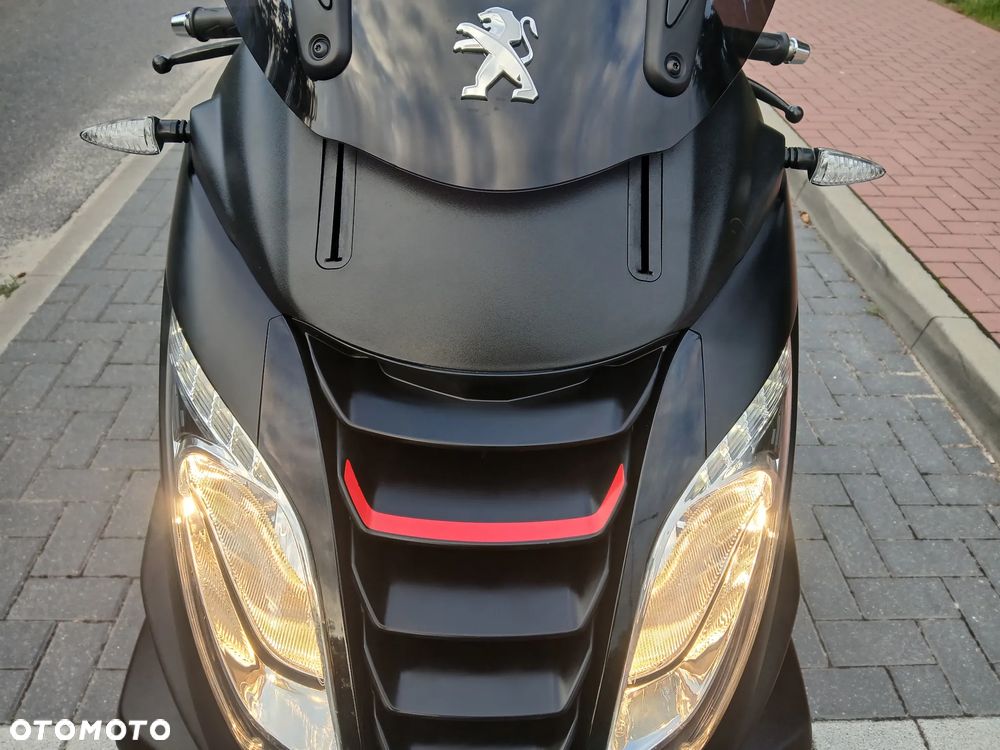 Peugeot Metropolis - 24