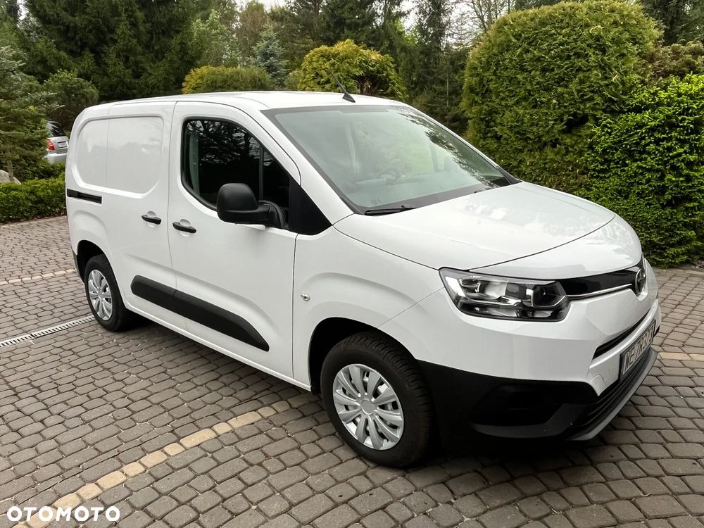 Toyota ProAce Kombi D-4D Medium 2,6t - 1