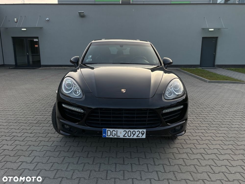 Porsche Cayenne S - 8