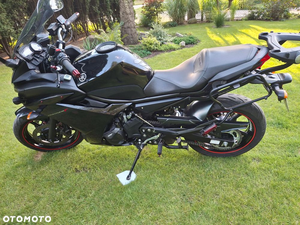 Yamaha XJ - 2