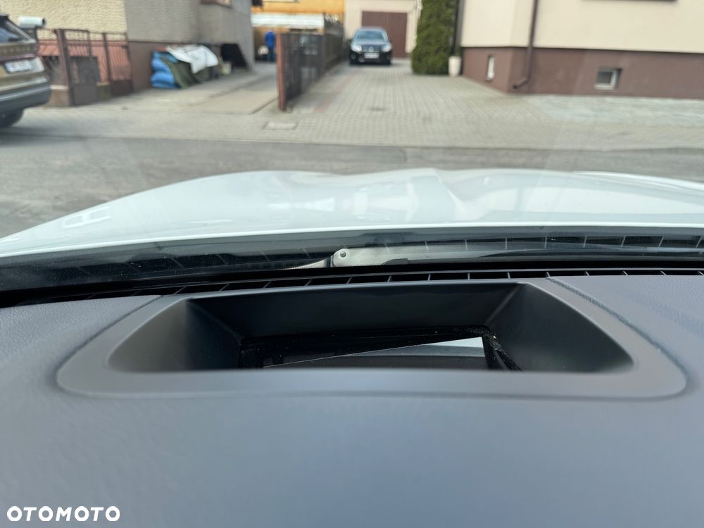 BMW Seria 5 520d Blue Performance - 25