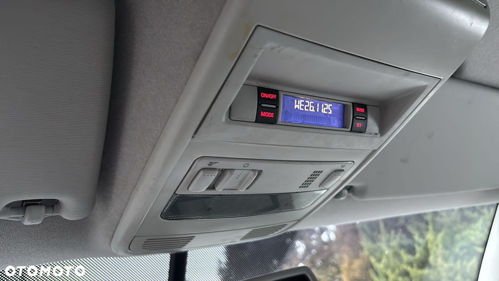 Volkswagen Transporter - 12