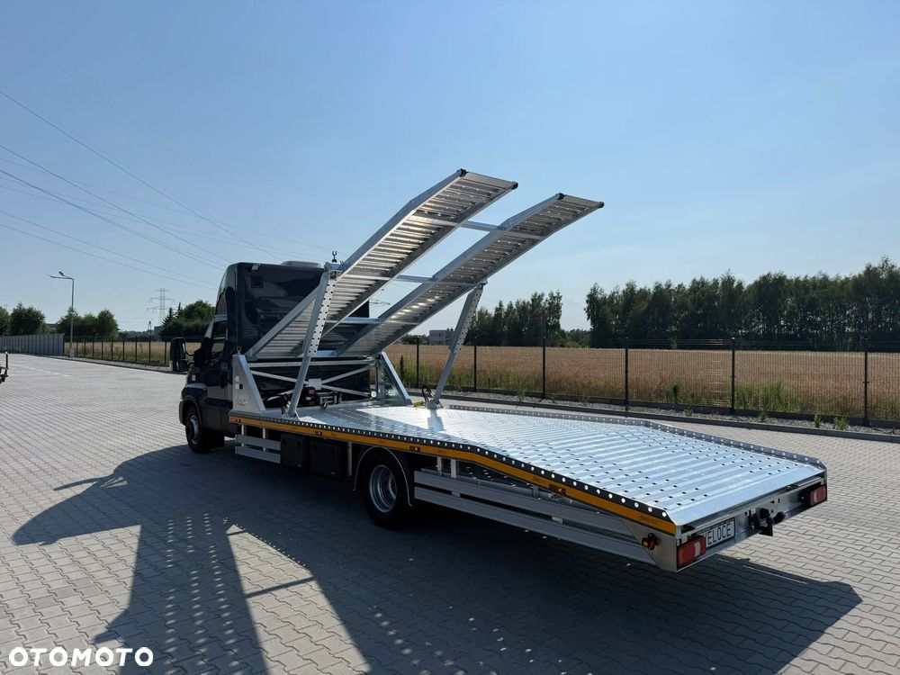 Iveco Daily 70C21A8P Laweta na dwa auta - 33