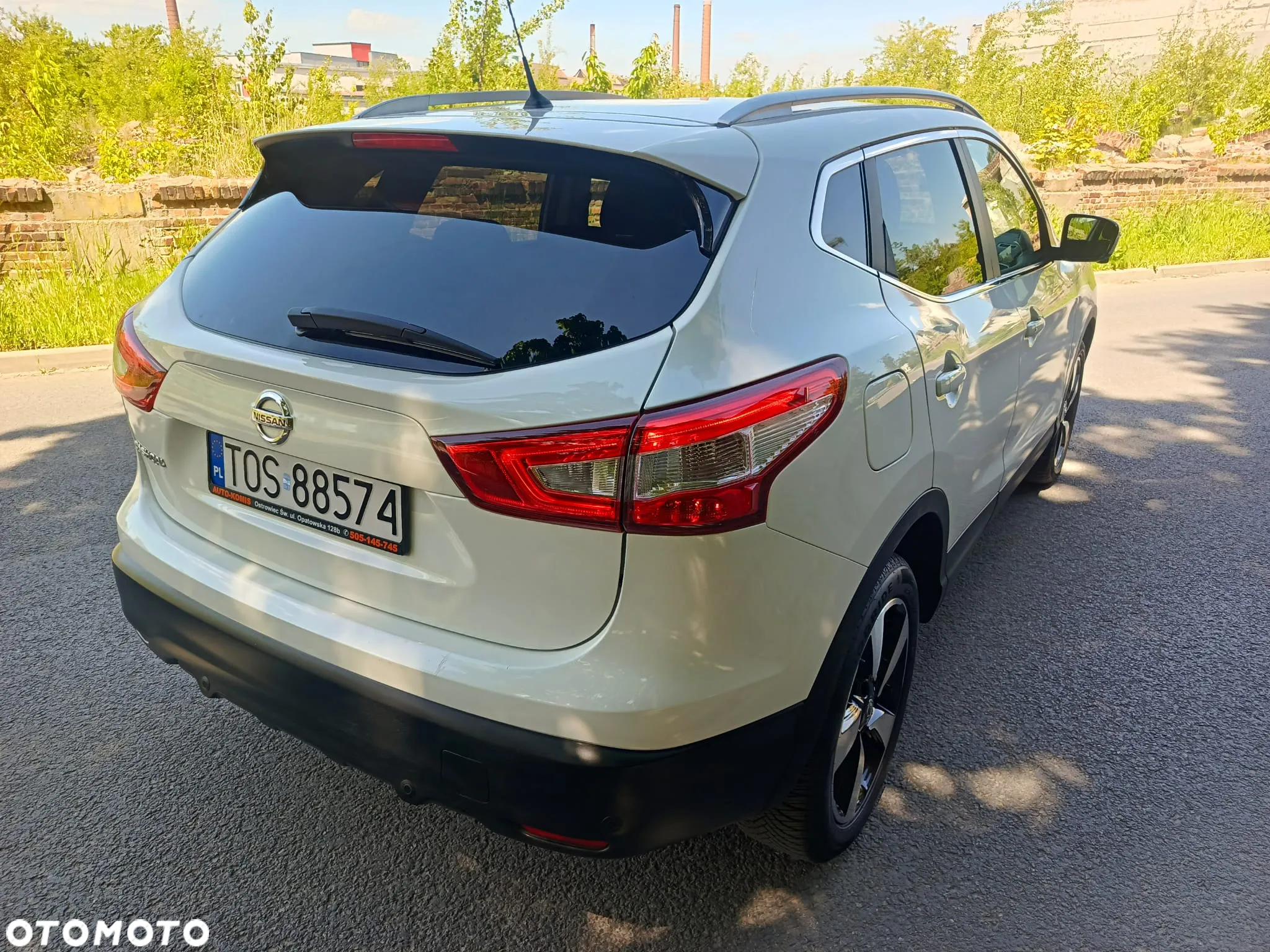 Nissan Qashqai 1.2 DIG-T N-Connecta EU6 - 8