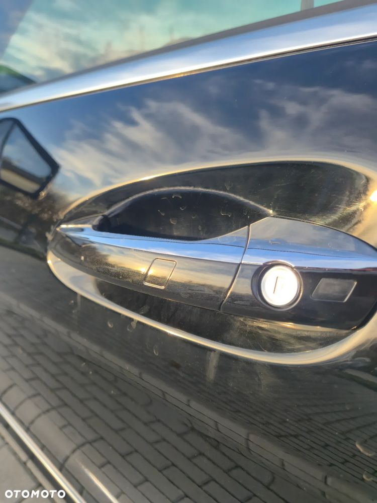 Mercedes-Benz Klasa C 250 (BlueEFFICIENCY) 7G-TRONIC - 32