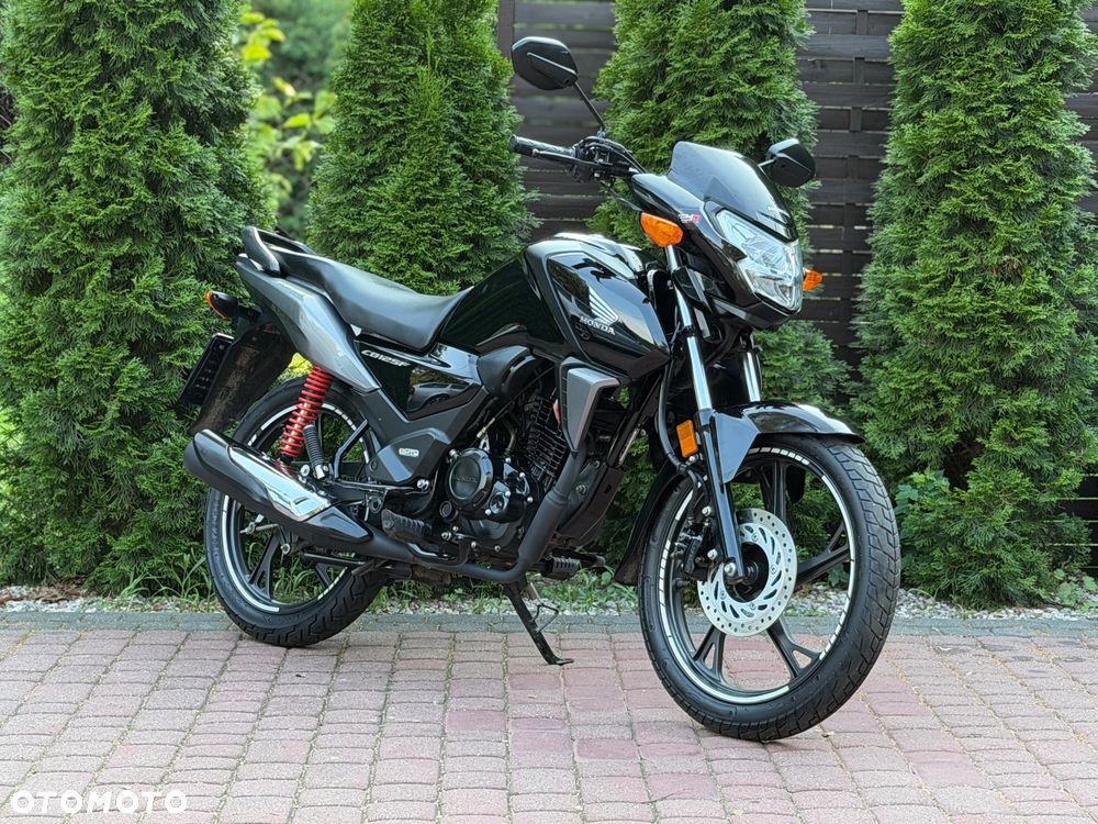Honda CB - 1