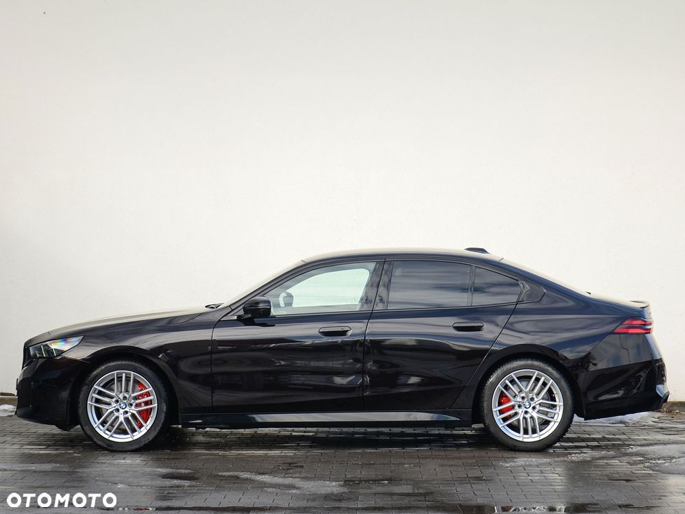 BMW Seria 5 540d xDrive mHEV - 8
