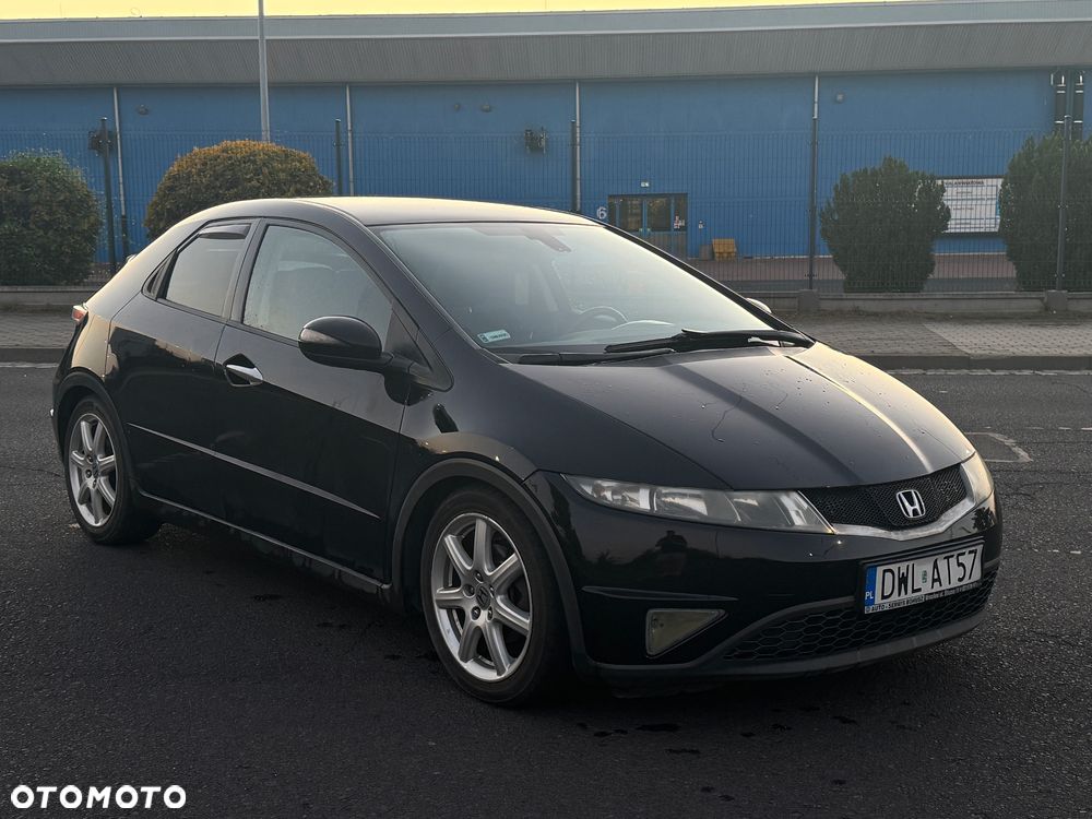 Honda Civic 1.8 Comfort - 1
