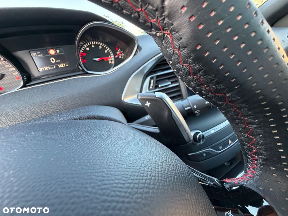 Peugeot 308 PureTech 225 EAT8 Stop & Start GT - 32