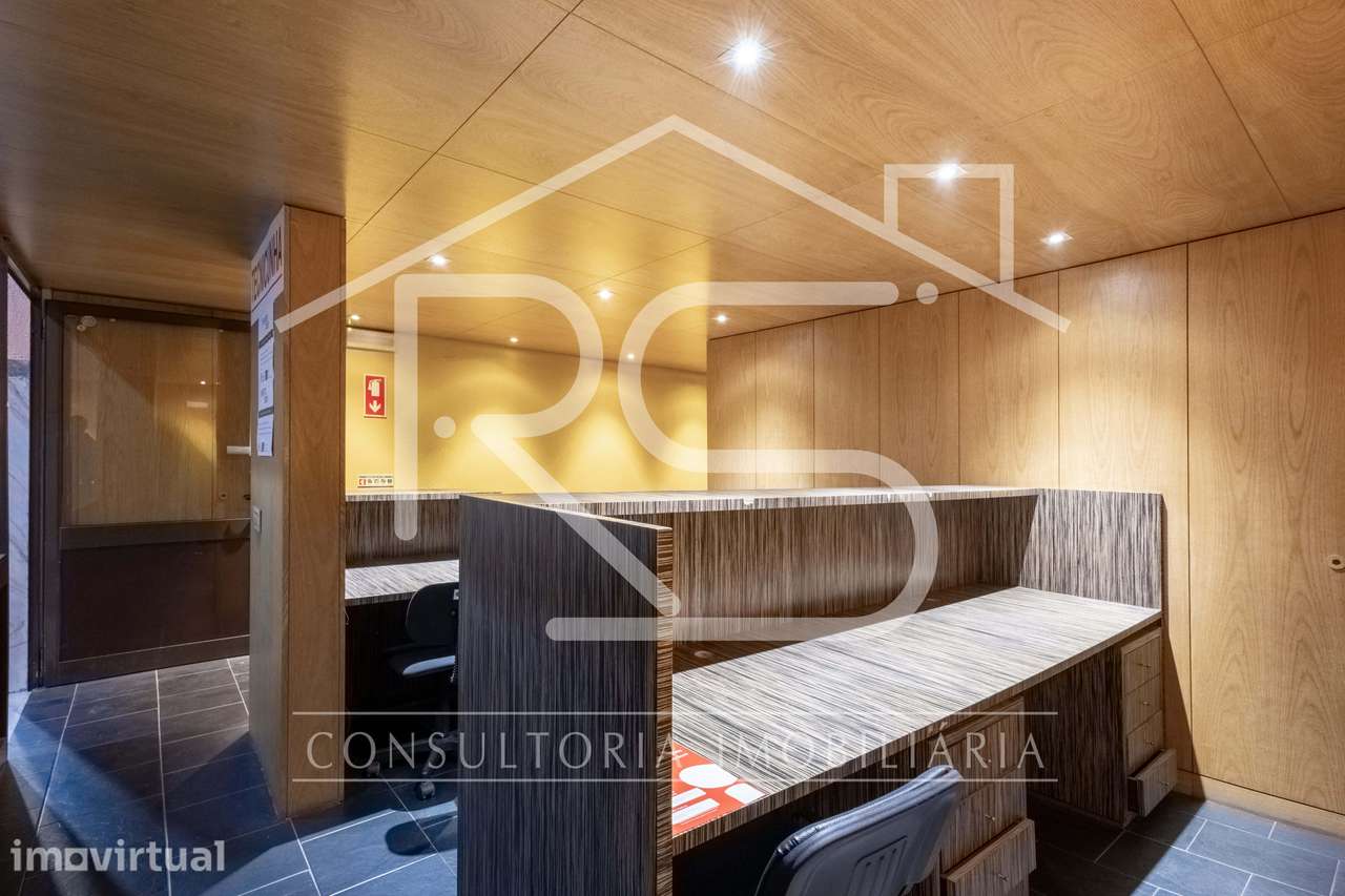 Loja Comercial | Passerelle,  Caldas das Taipas, Guimarães - Grande imagem: 5/21