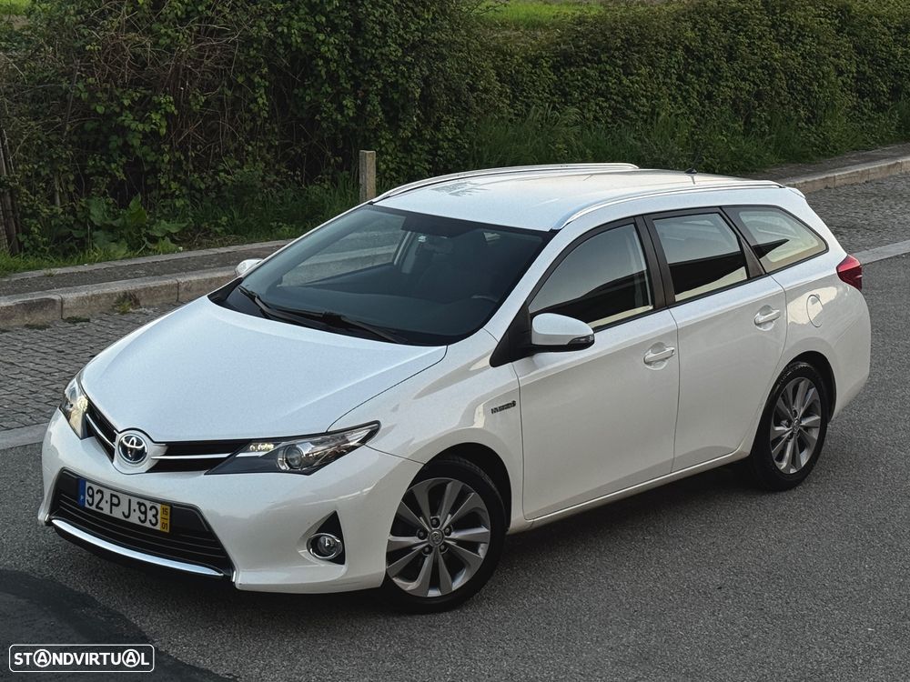 Toyota Auris Touring Sports 1.8 HSD Comfort+J17 - 3