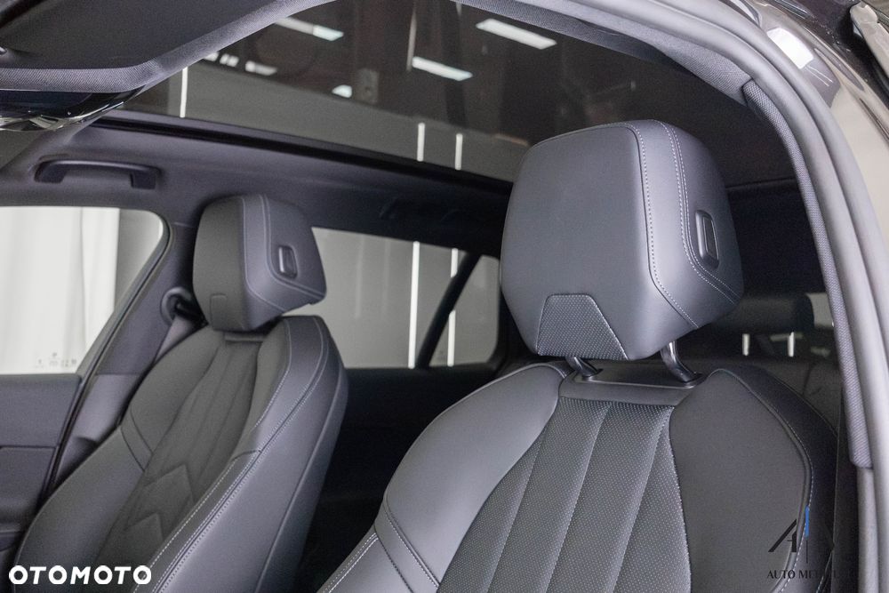 BMW Seria 5 520d xDrive - 36