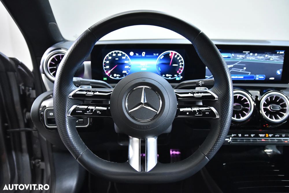 Mercedes-Benz CLA 250 e 8G-DCT AMG Line - 15