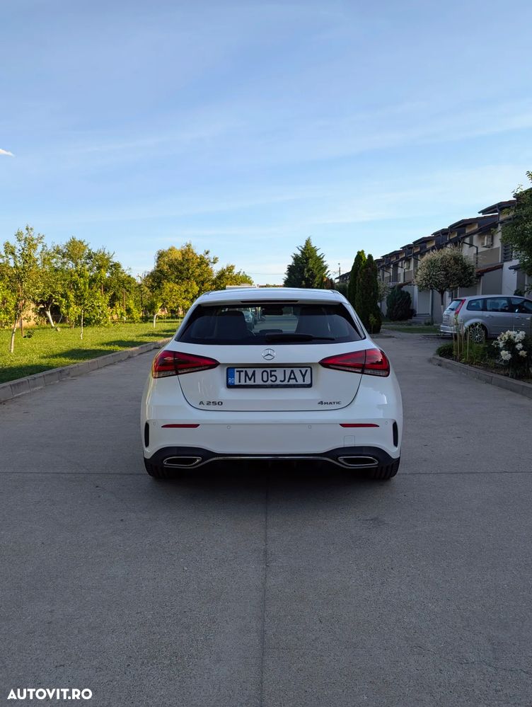 Mercedes-Benz A 250 4Matic Aut. - 3