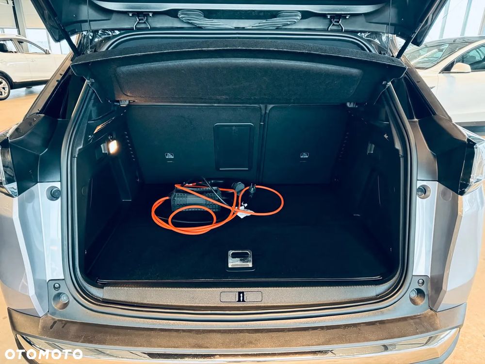 Peugeot 3008 1.6 PureTech HYbrid4 GT S&S EAT8 - 7