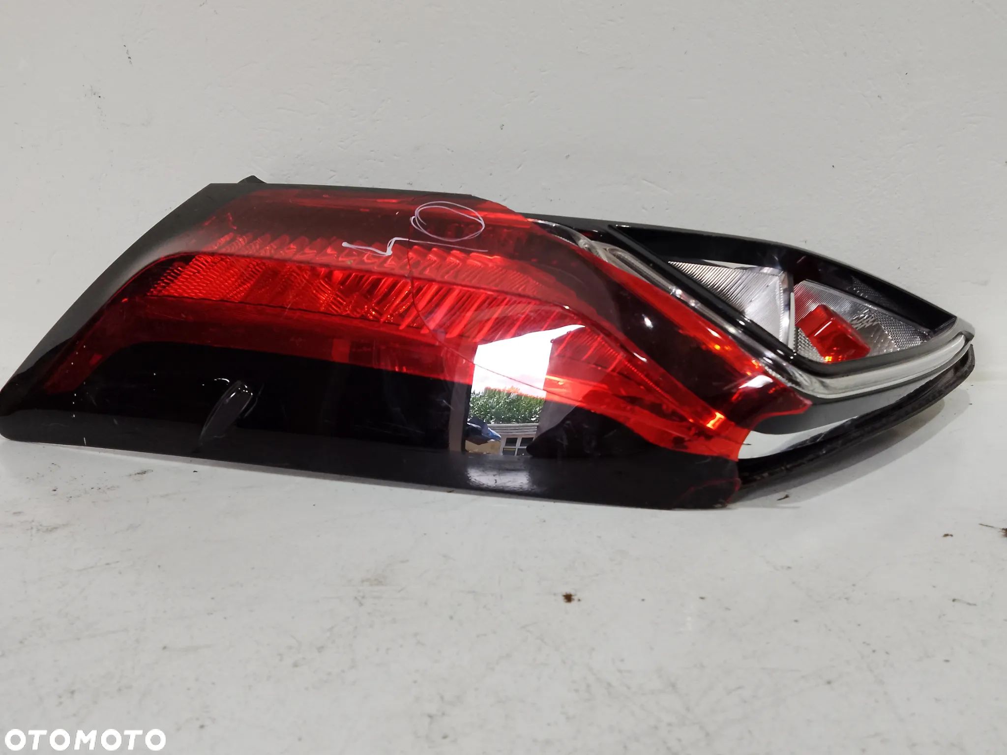 Toyota Aygo II FL 2018–2022 – Lampa Tylna Prawa LED 81550-0K730 - 1