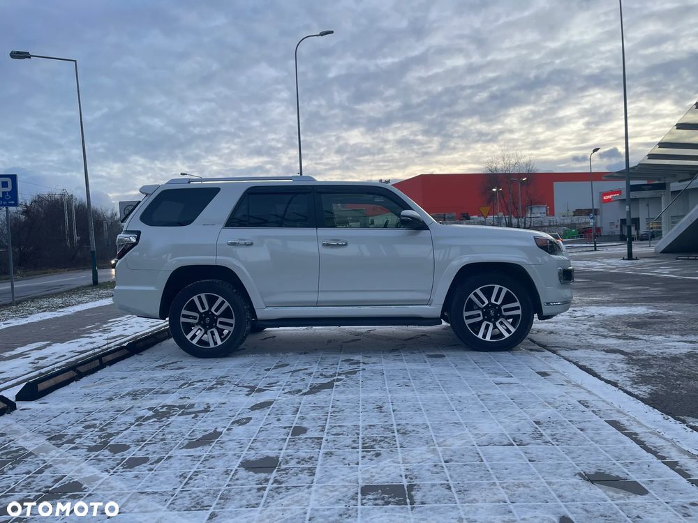 Toyota 4-Runner - 33