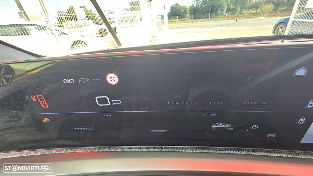 Peugeot 3008 Hybrid 145 e-DSC6 Allure - 25