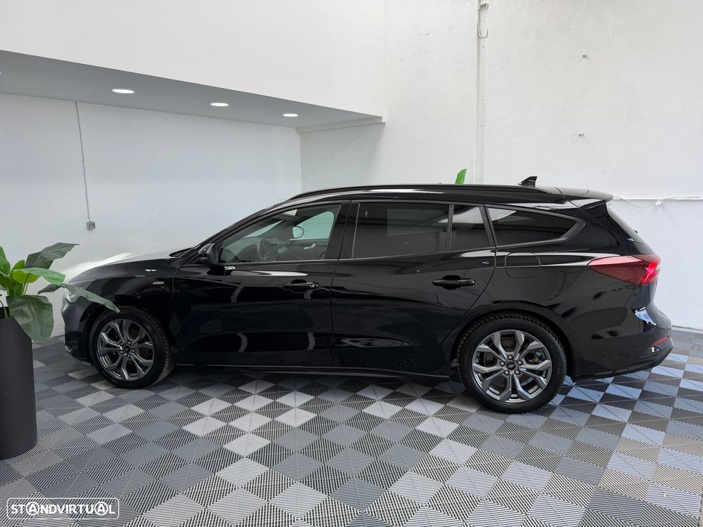 Ford Focus SW 1.0 EcoBoost Hybrid ST-LINE - 3