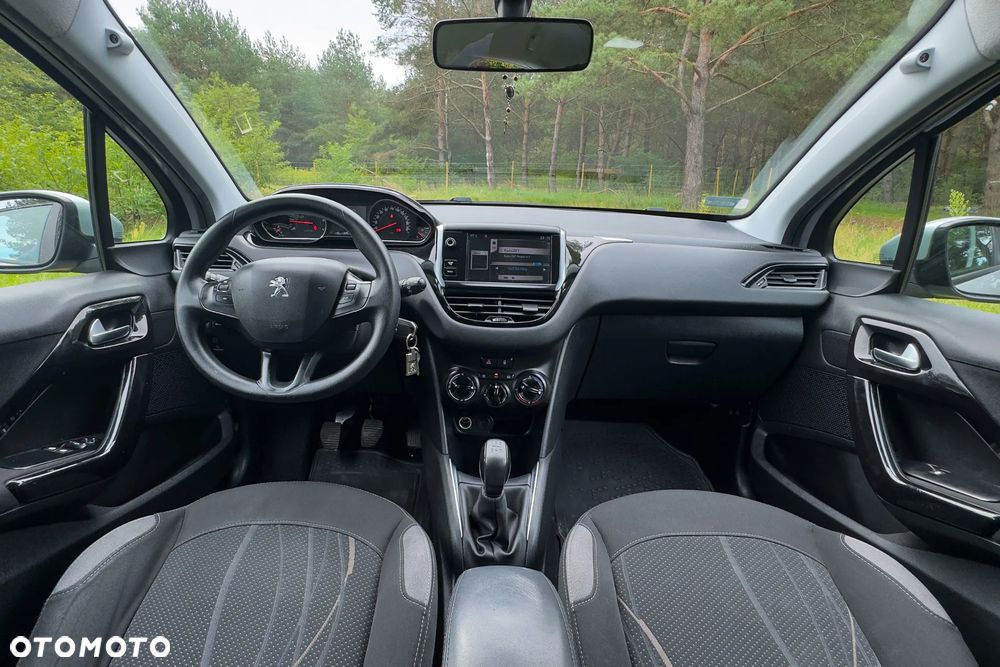 Peugeot 208 1.2 PureTech Allure - 14