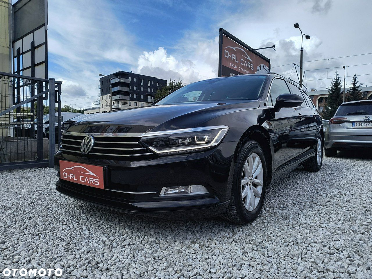 Volkswagen Passat - 29