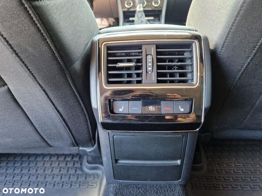 Skoda Superb 2.0 TDI SCR 4x4 Style DSG - 20