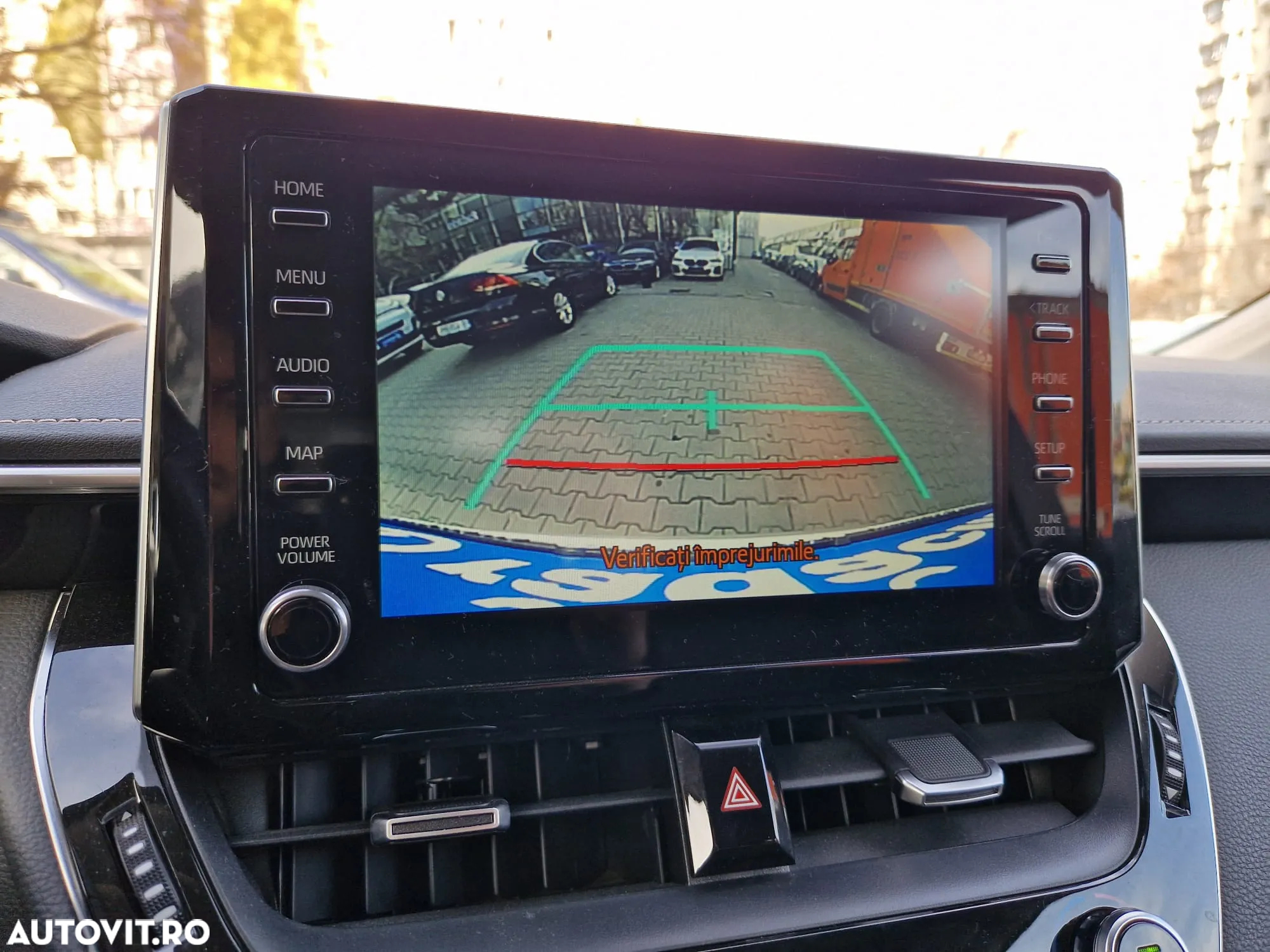 Toyota Corolla 1.8 HSD Exclusive interior Negru - 14