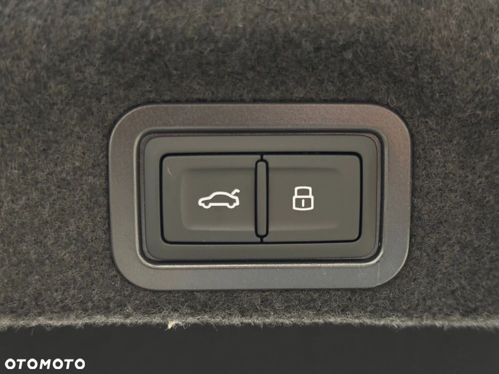 Audi A6 Limousine e-Hybrid Quattro S tronic - 36