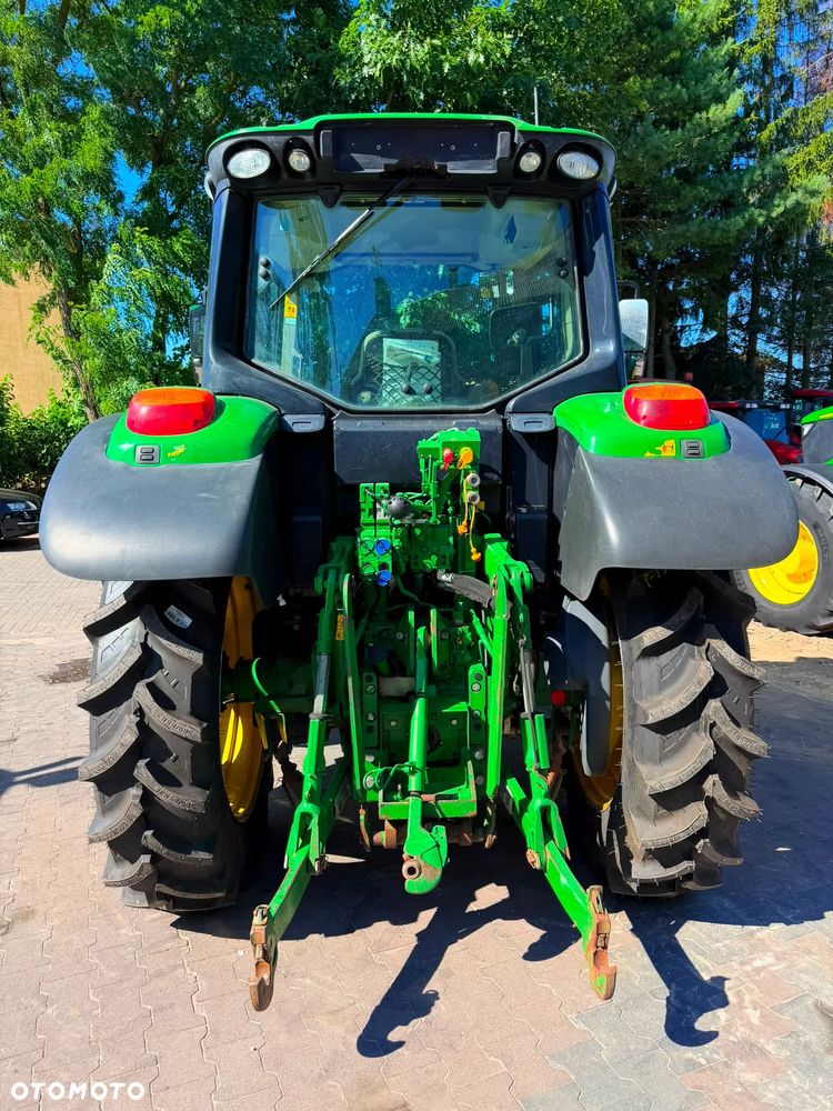 John Deere 6090M - 14