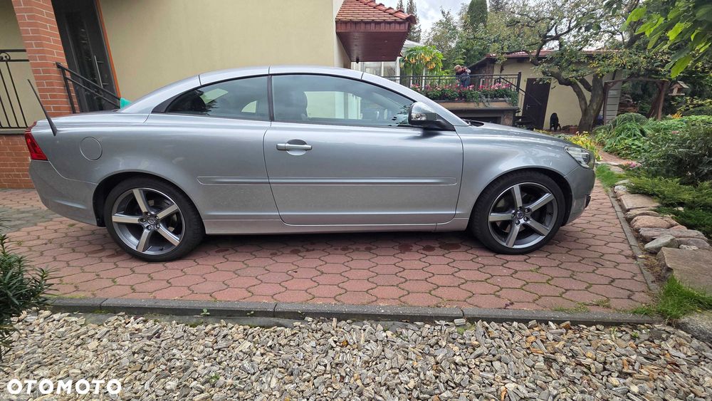 Volvo C70 2012 photo 3