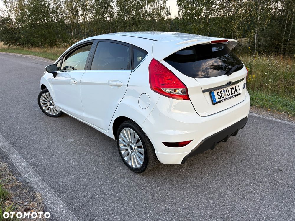 Ford Fiesta 1.4 Titanium - 14