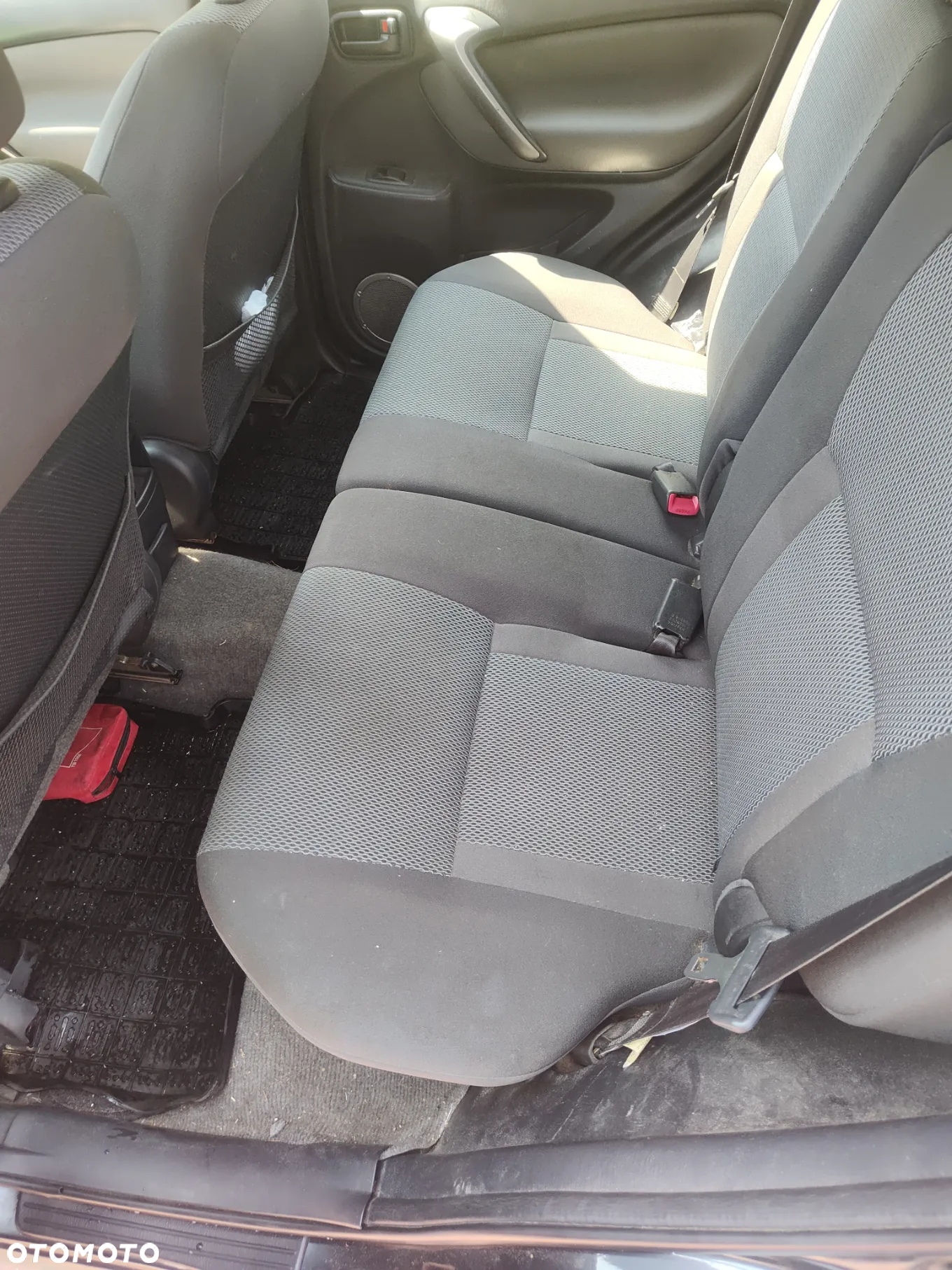 Toyota RAV4 - 12