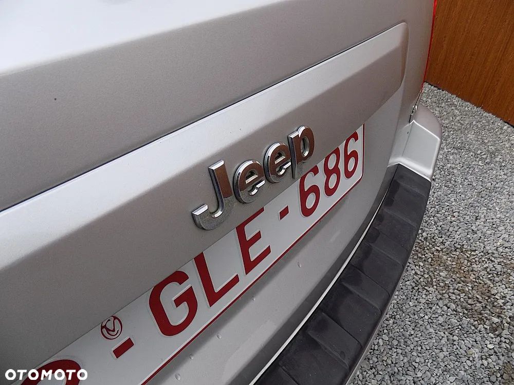 Jeep Compass 2.0 CRD DPF Limited - 23