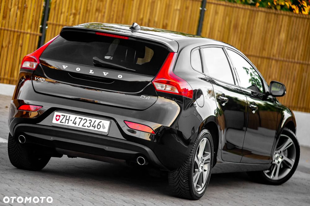 Volvo V40 D4 Drive-E Momentum - 15