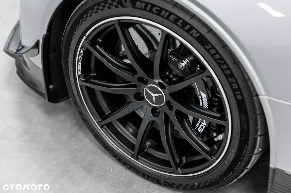 Mercedes-Benz AMG GT - 19