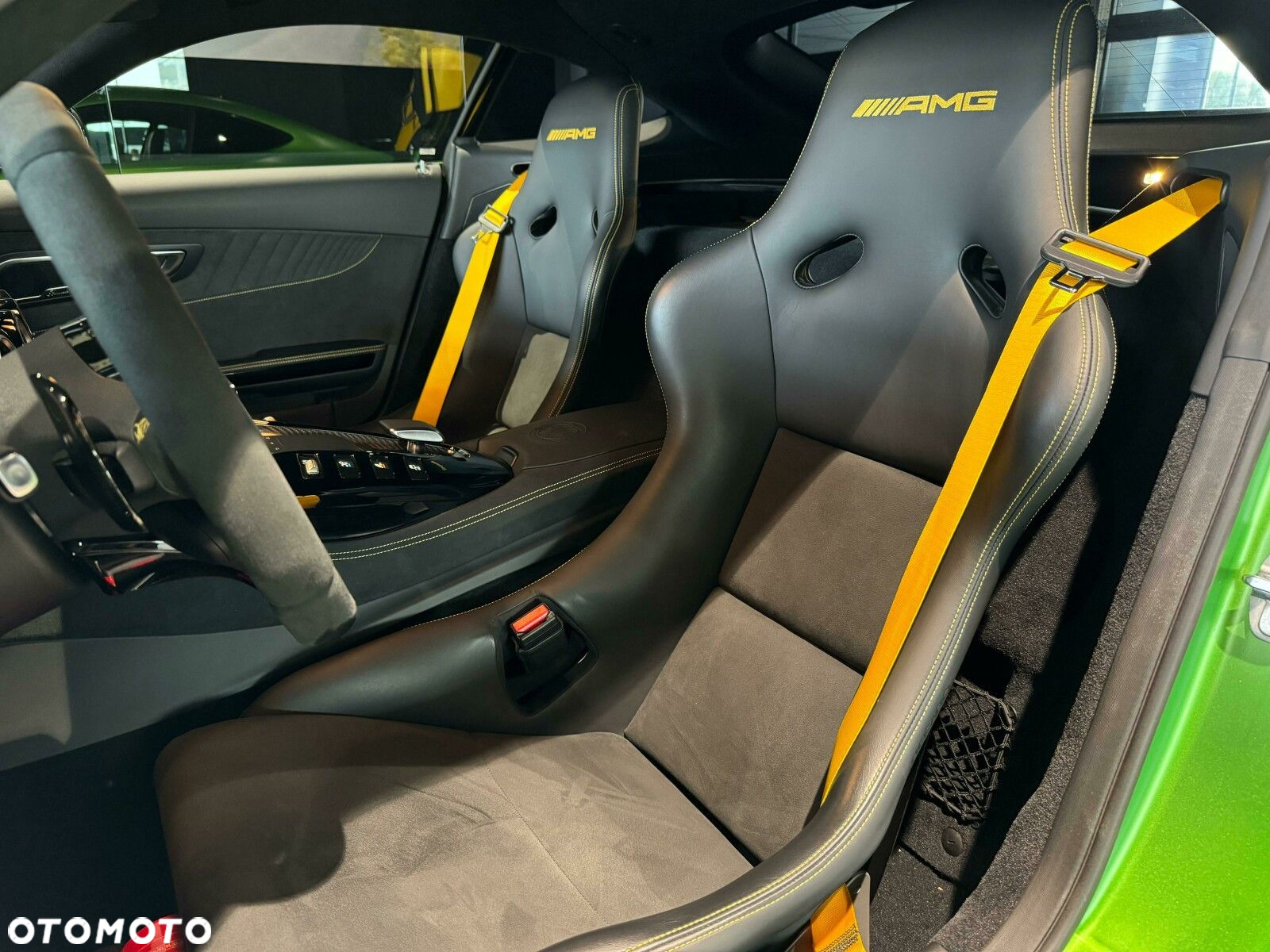 Mercedes-Benz AMG GT - 20