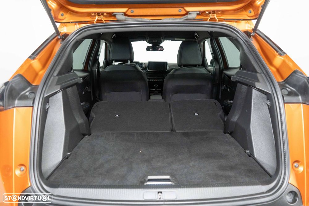 Peugeot 2008 1.2 PureTech GT - 14