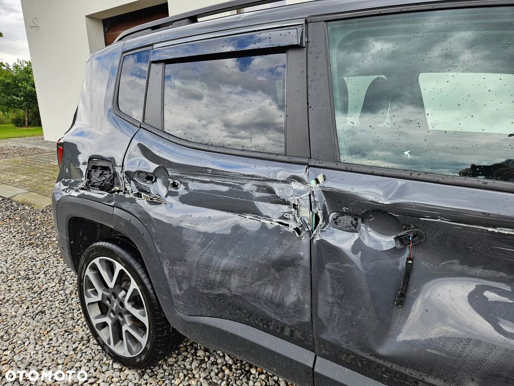 Jeep Renegade - 10