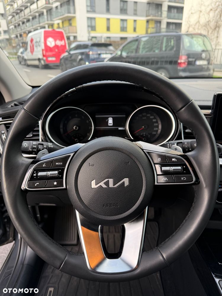 Kia Ceed 1.5 T-GDI L DCT - 12