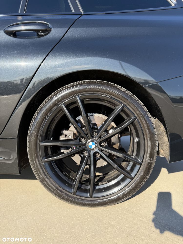 BMW Seria 3 320d xDrive mHEV M Sport - 9