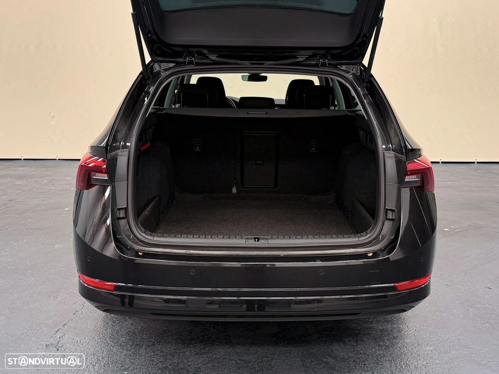 Skoda Octavia Break 2.0 TDI DSG - 8