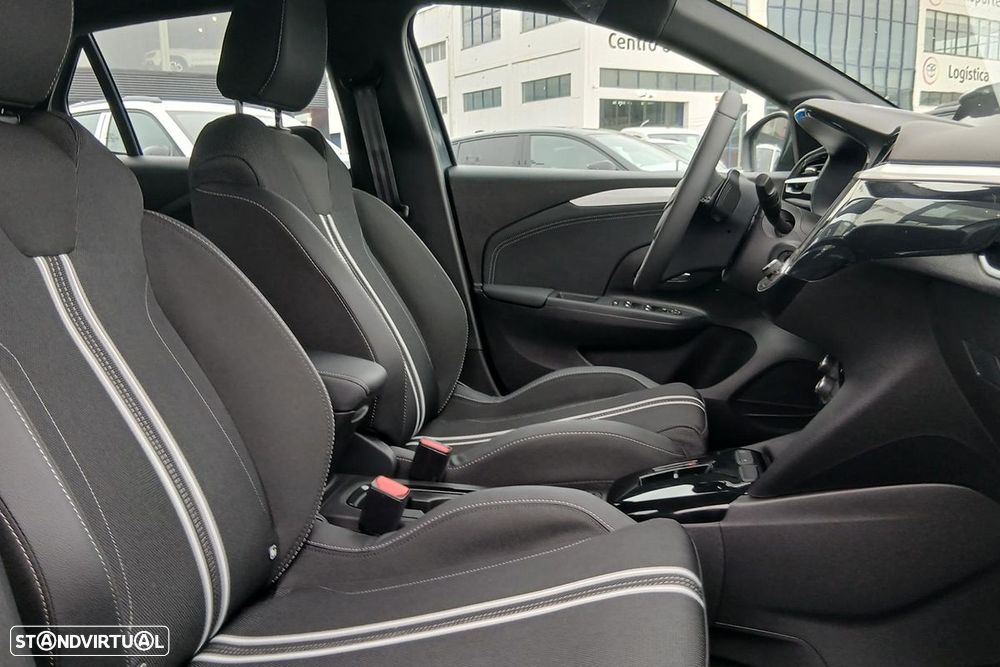 Opel Corsa 1.2 T GS - 14