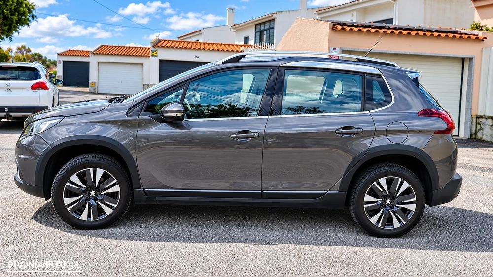 Peugeot 2008 1.2 PureTech Allure - 8